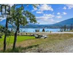 8679 Cottage Lane, Canal Flats, BC V0B1B0 Photo 17