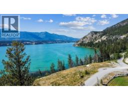 8679 Cottage Lane, Canal Flats, BC V0B1B0 Photo 13
