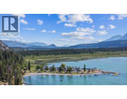8679 Cottage Lane, Canal Flats, BC V0B1B0 Photo 27