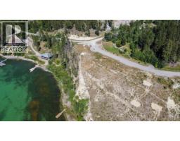 8679 Cottage Lane, Canal Flats, BC V0B1B0 Photo 7