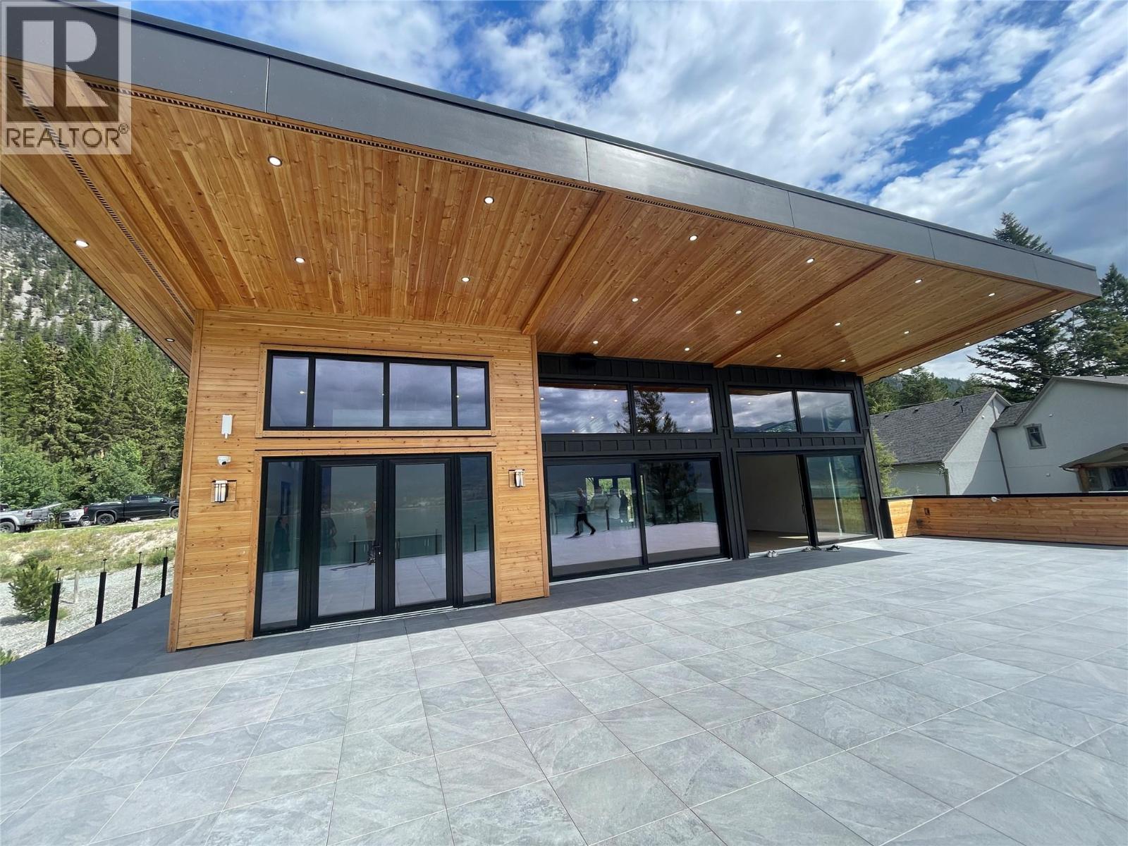 8679 COTTAGE LANE - 7