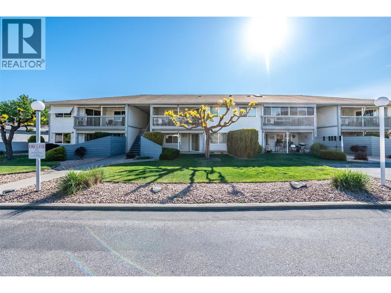 #105 232 Kinney Avenue - 1
