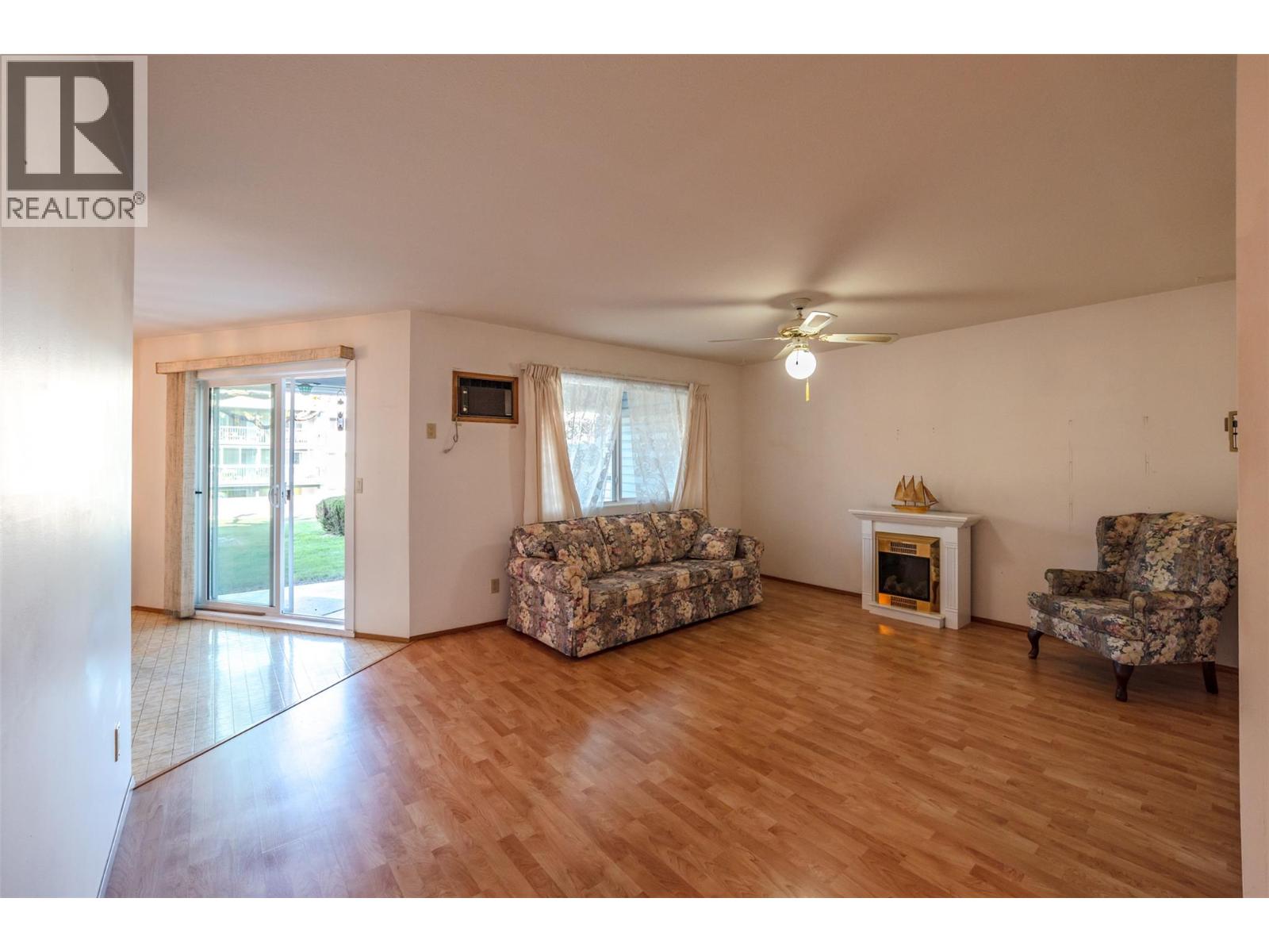 #105 232 Kinney Avenue - 6