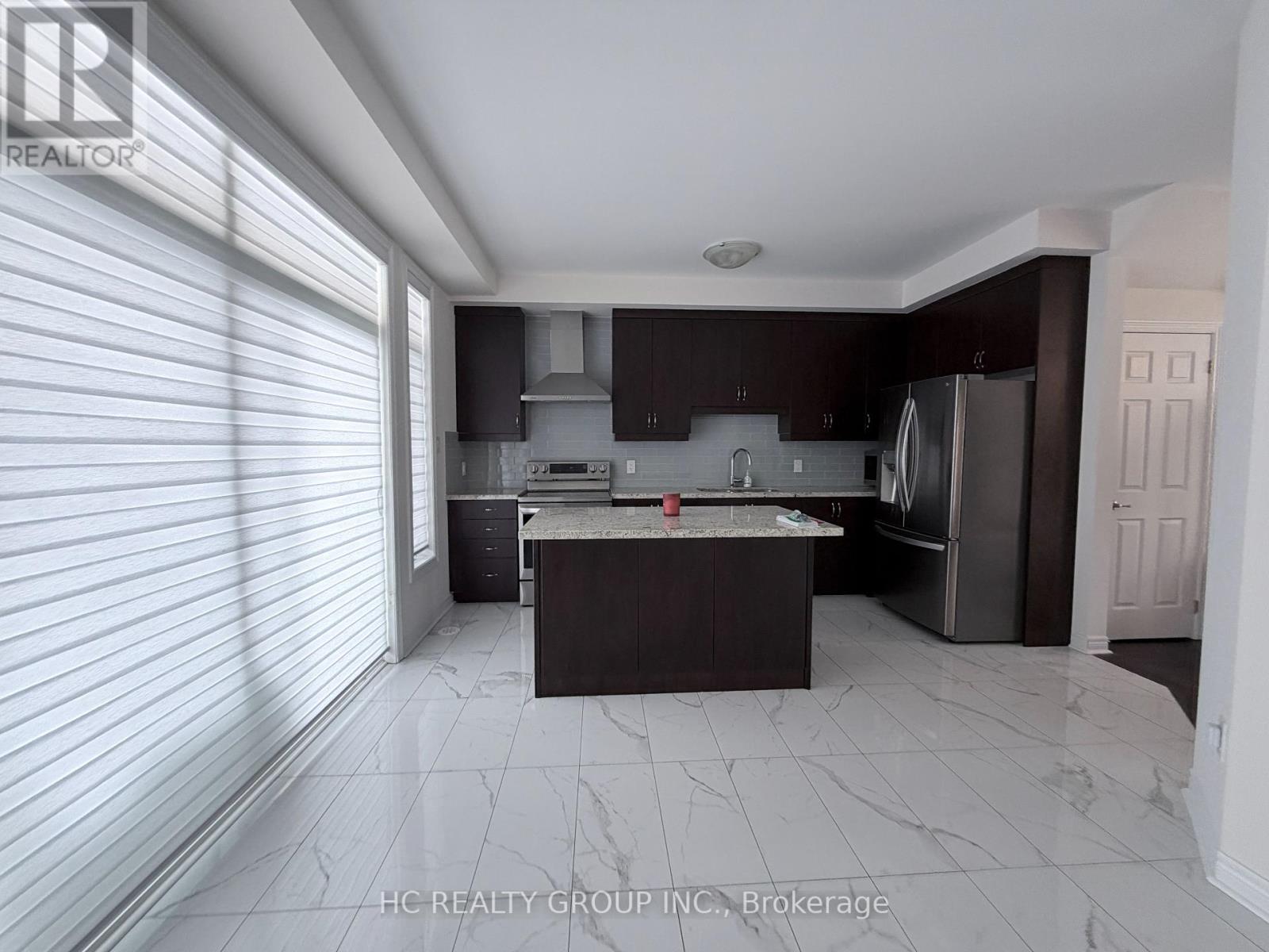 Single Family House for Sale in  GRAND TRUNK AVENUE Vaughan (Patterson) 