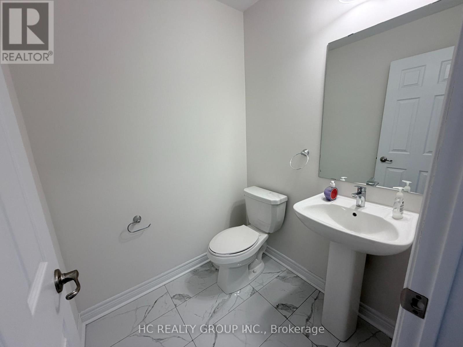 Single Family House for Sale in  GRAND TRUNK AVENUE Vaughan (Patterson) 