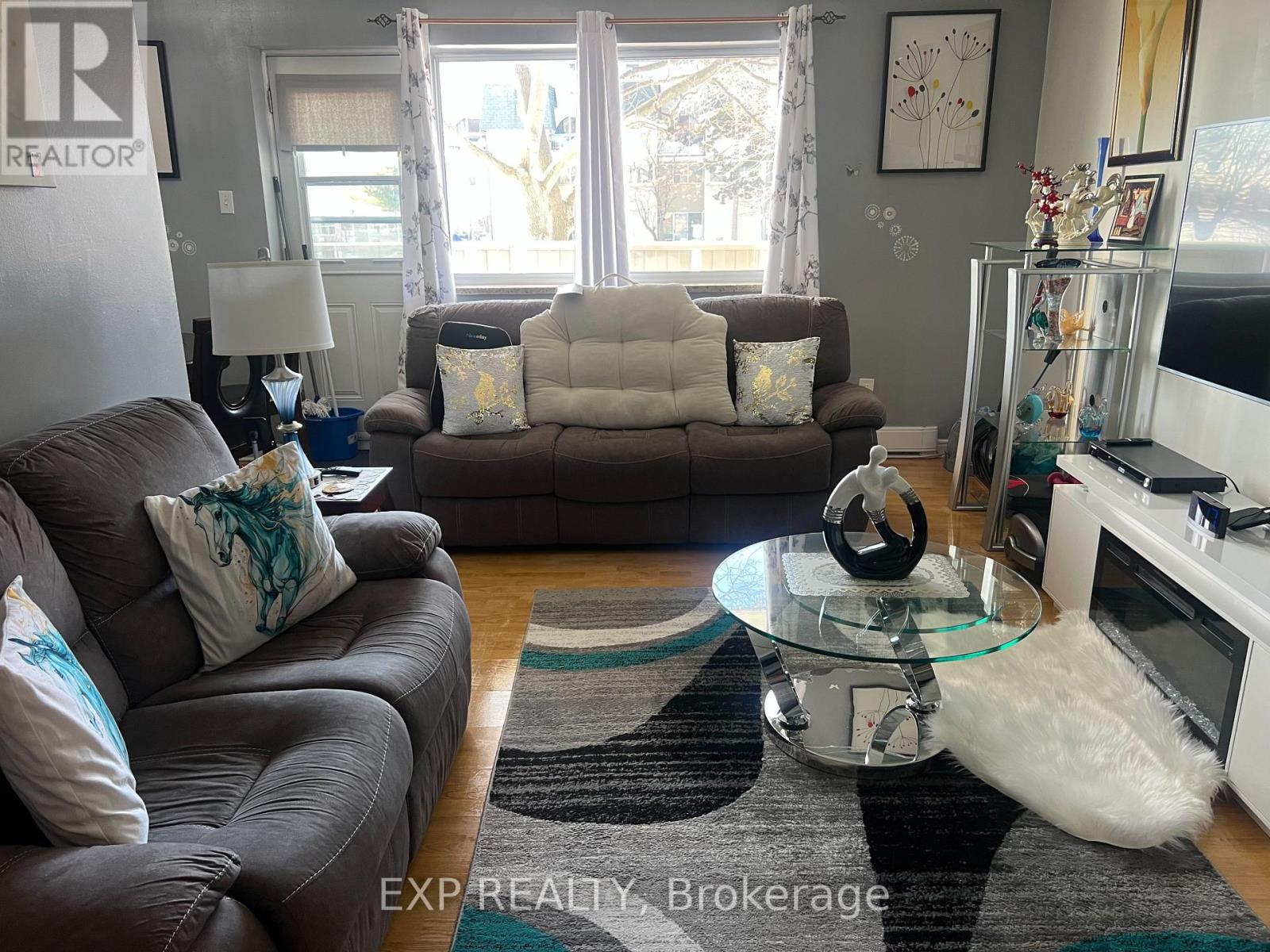 #208 1660 BLOOR STREET - 10