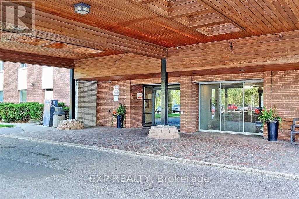 #208 1660 BLOOR STREET - 3