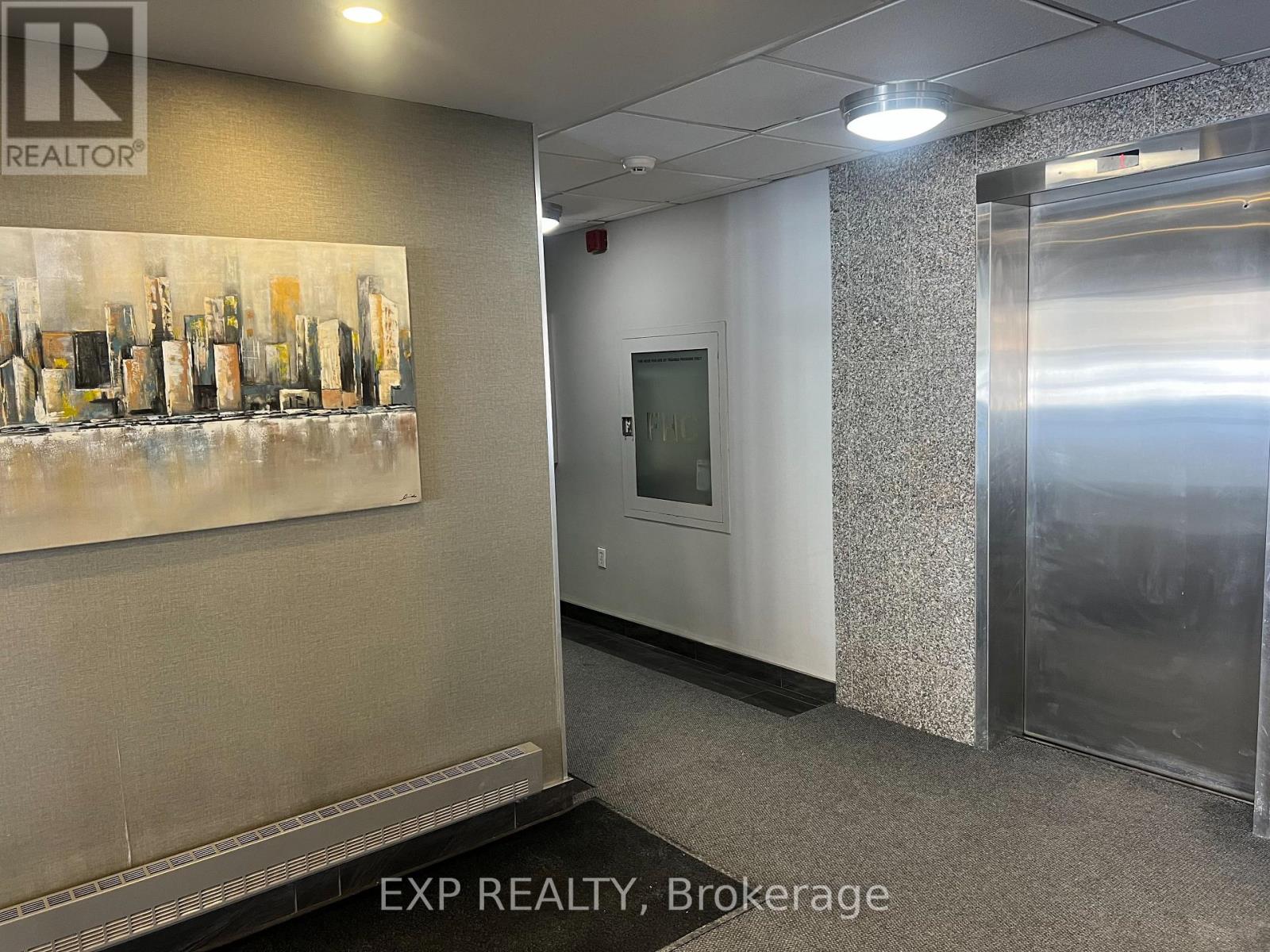 #208 1660 BLOOR STREET - 38