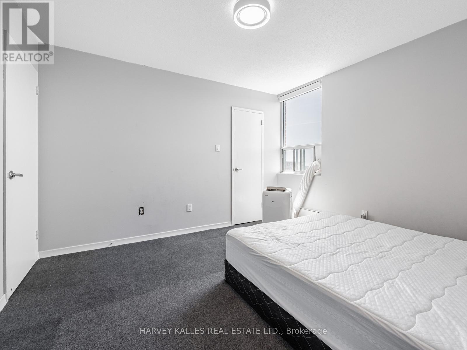 #505 3065 QUEEN FREDERICA DRIVE - 19