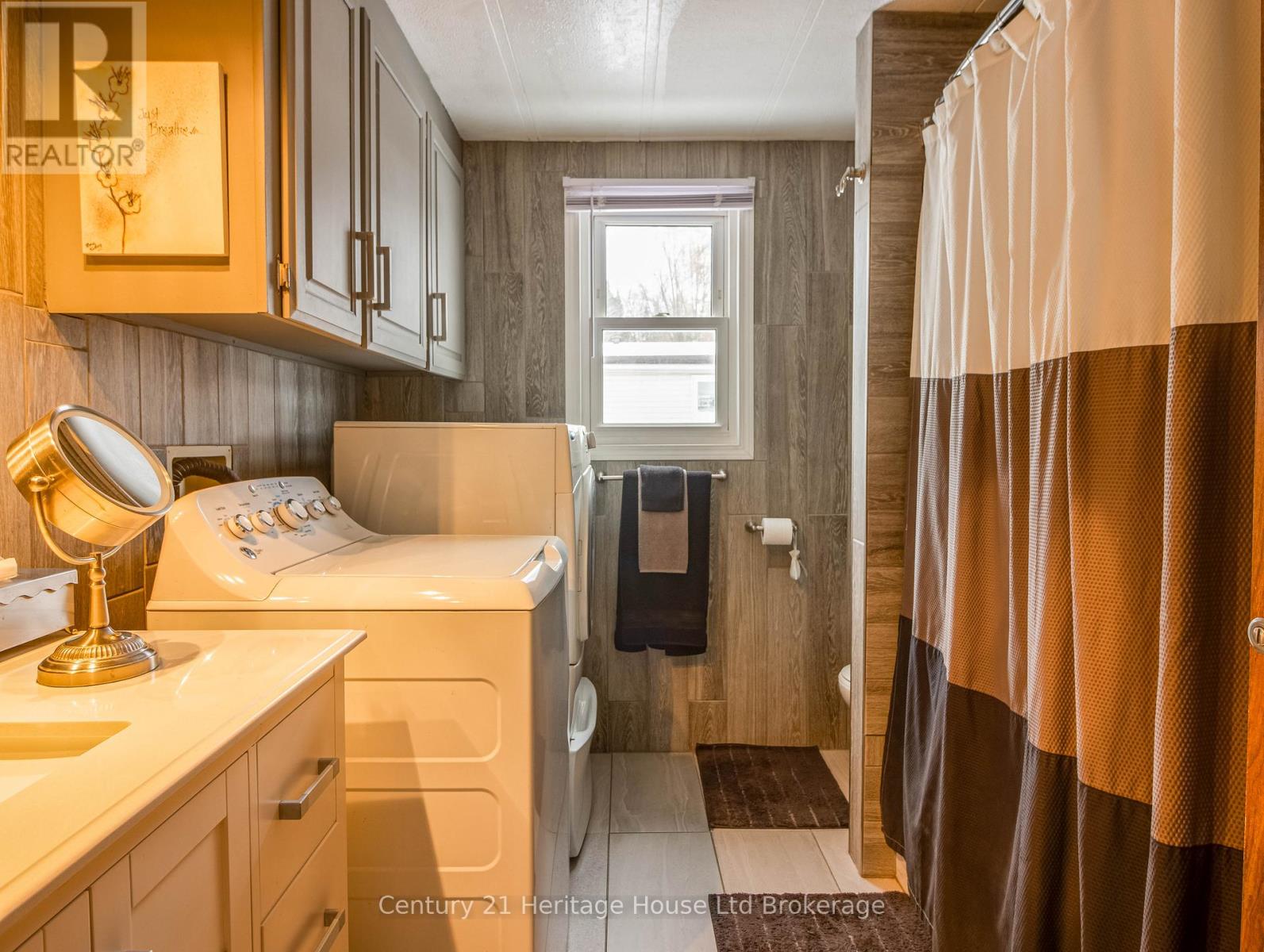 Single Family House for Sale in  TROPICANA CRES   HIGHWAY  East Zorra-Tavistock (Hidden Valley) 