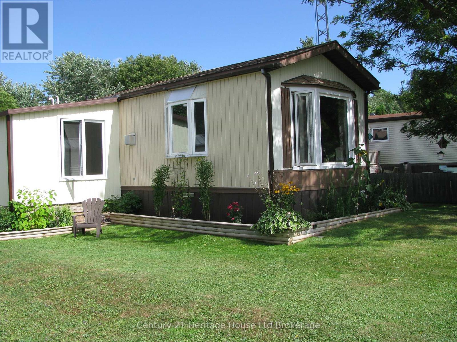 Single Family House for Sale in  TROPICANA CRES   HIGHWAY  East Zorra-Tavistock (Hidden Valley) 