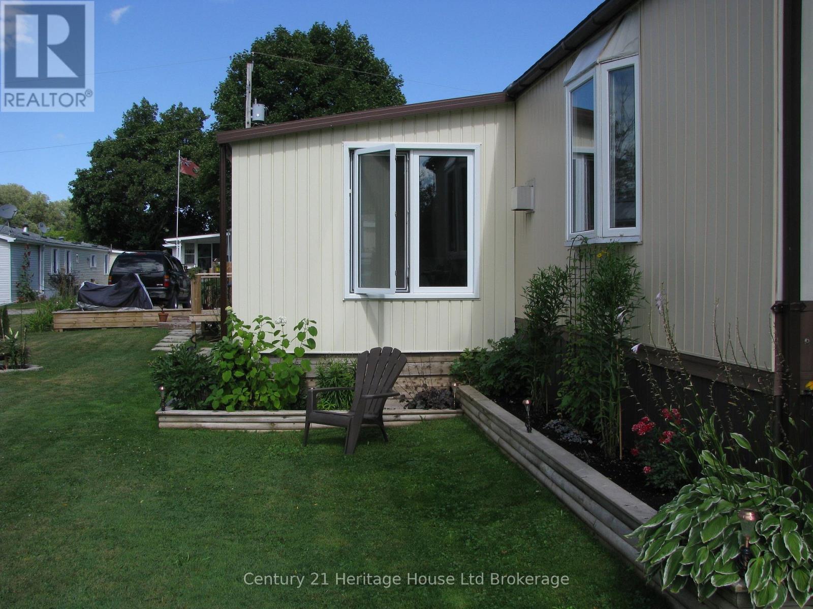 Single Family House for Sale in  TROPICANA CRES   HIGHWAY  East Zorra-Tavistock (Hidden Valley) 