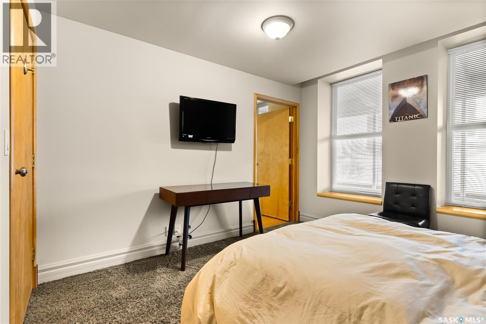 #300 1821 SCARTH STREET - 24