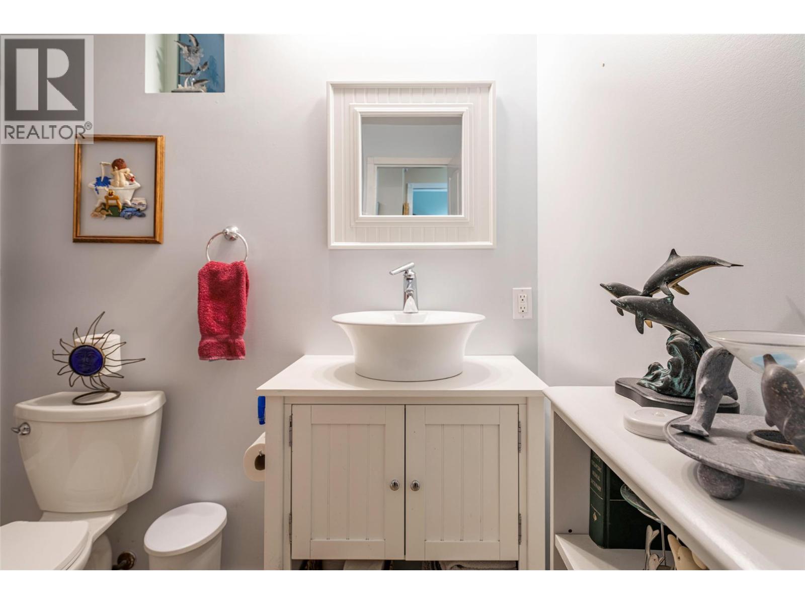  2104 Country Woods Road, Sorrento