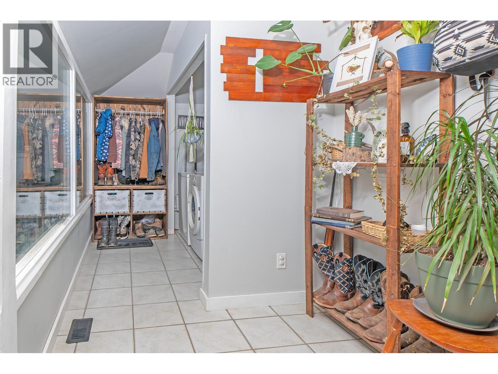 809 SCOTT Street, Creston