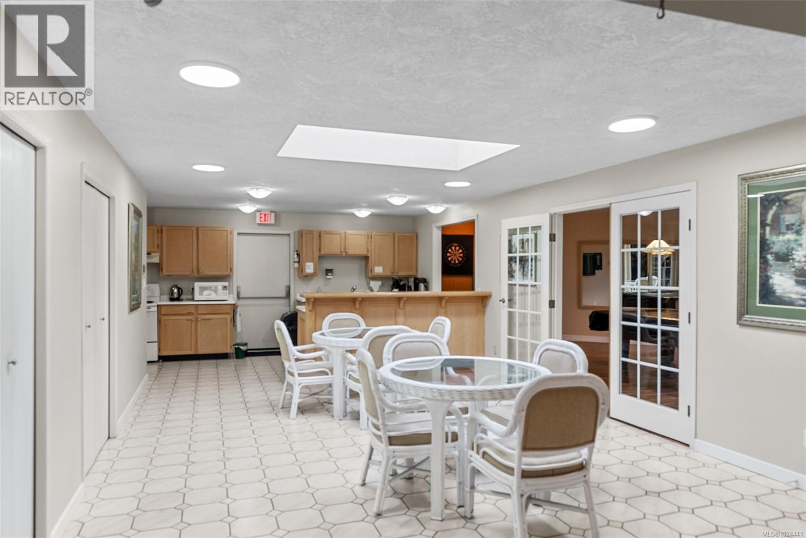 22 901 Kentwood Lane, Saanich