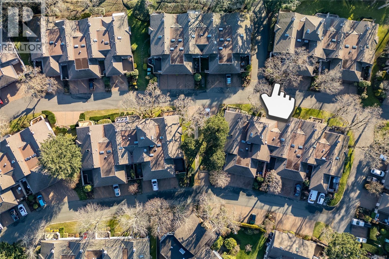 22 901 Kentwood Lane, Saanich