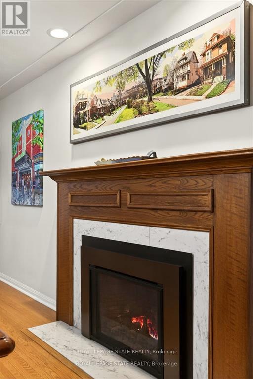 Single Family House for Sale in  WOODSIDE DRIVE Hamilton (Sherwood) 