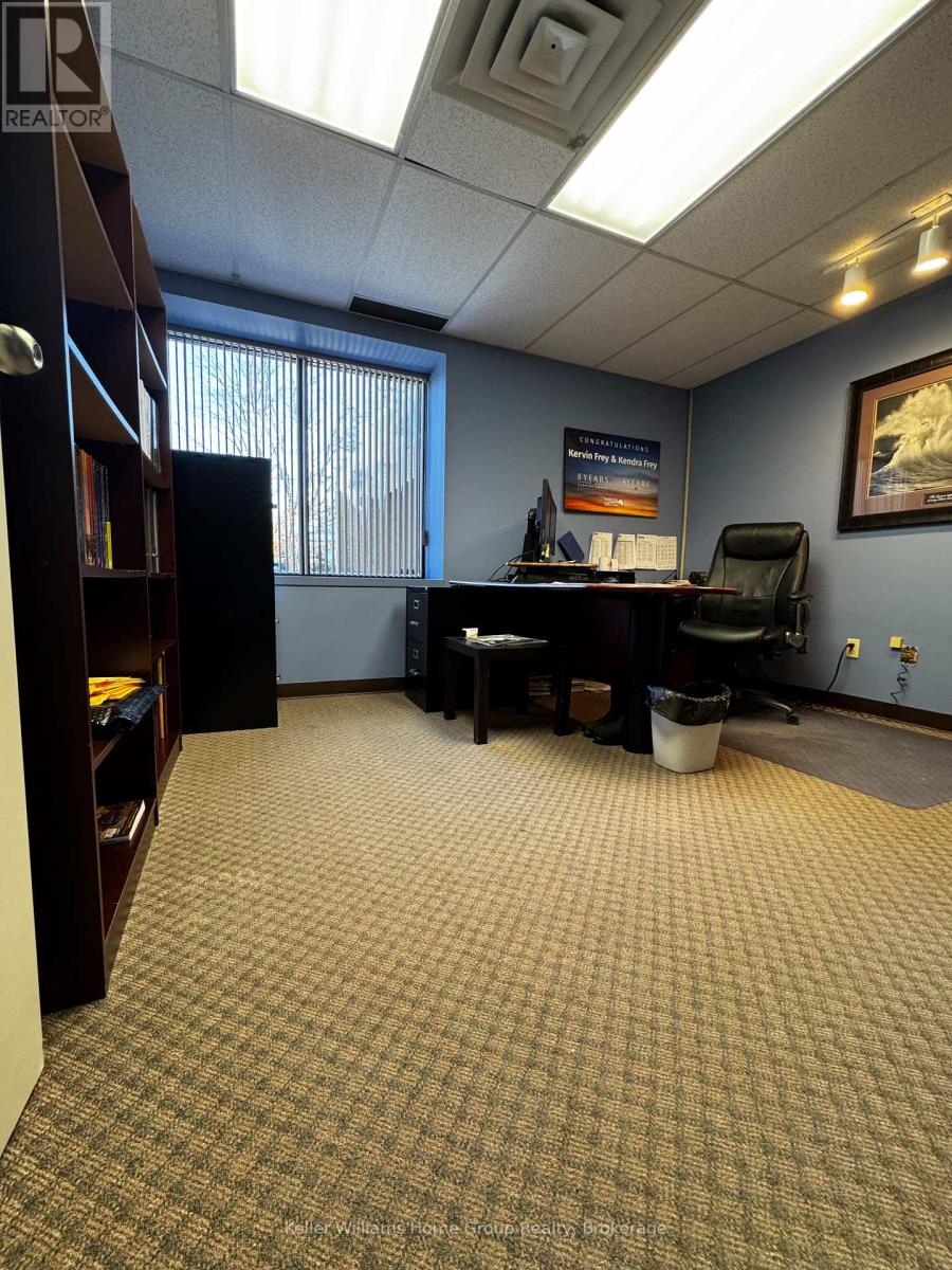 265 Bridge Unit D photo 4