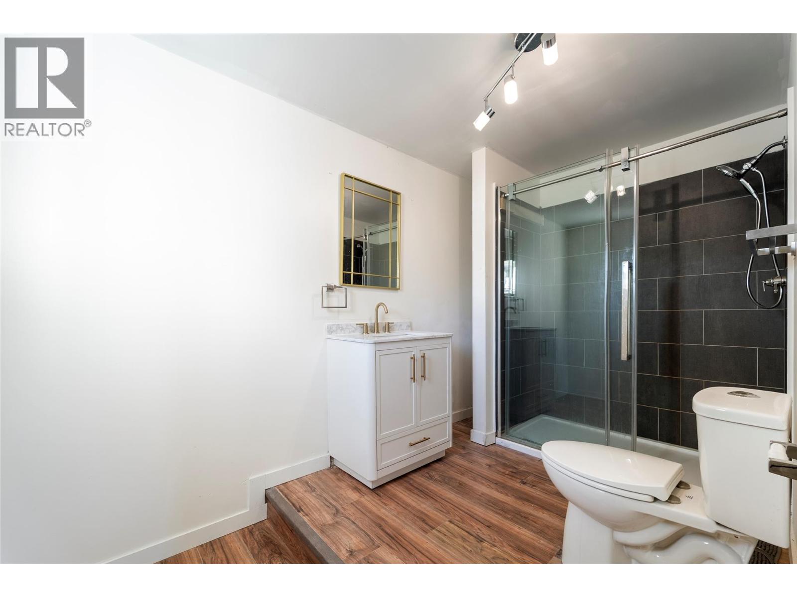 230 FAIRVIEW Avenue, Kamloops