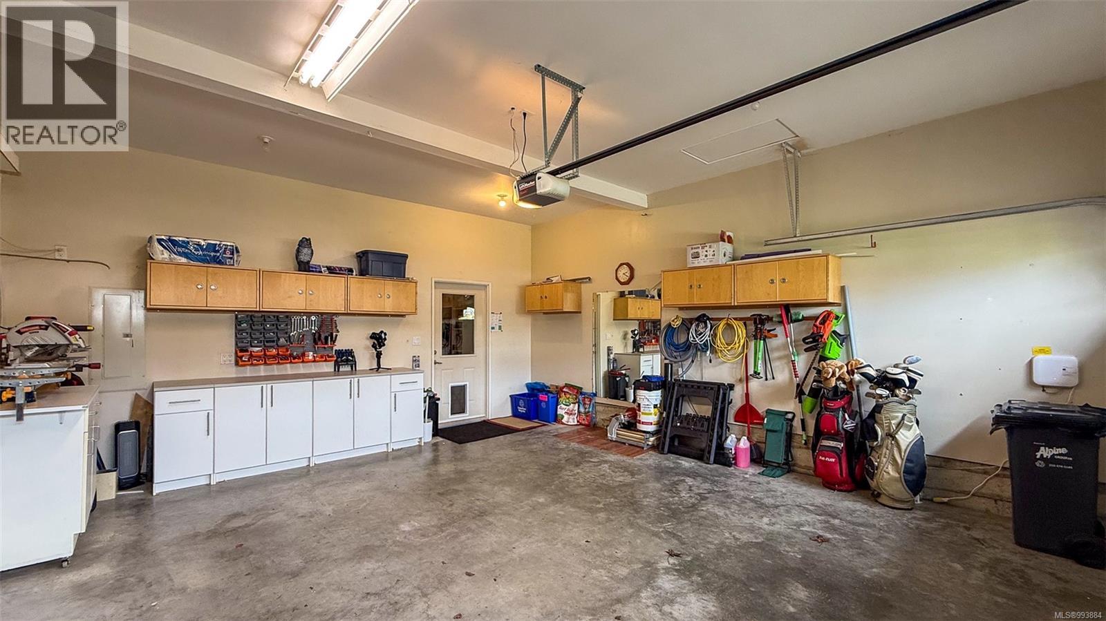 6575 Felderhof Rd, Sooke