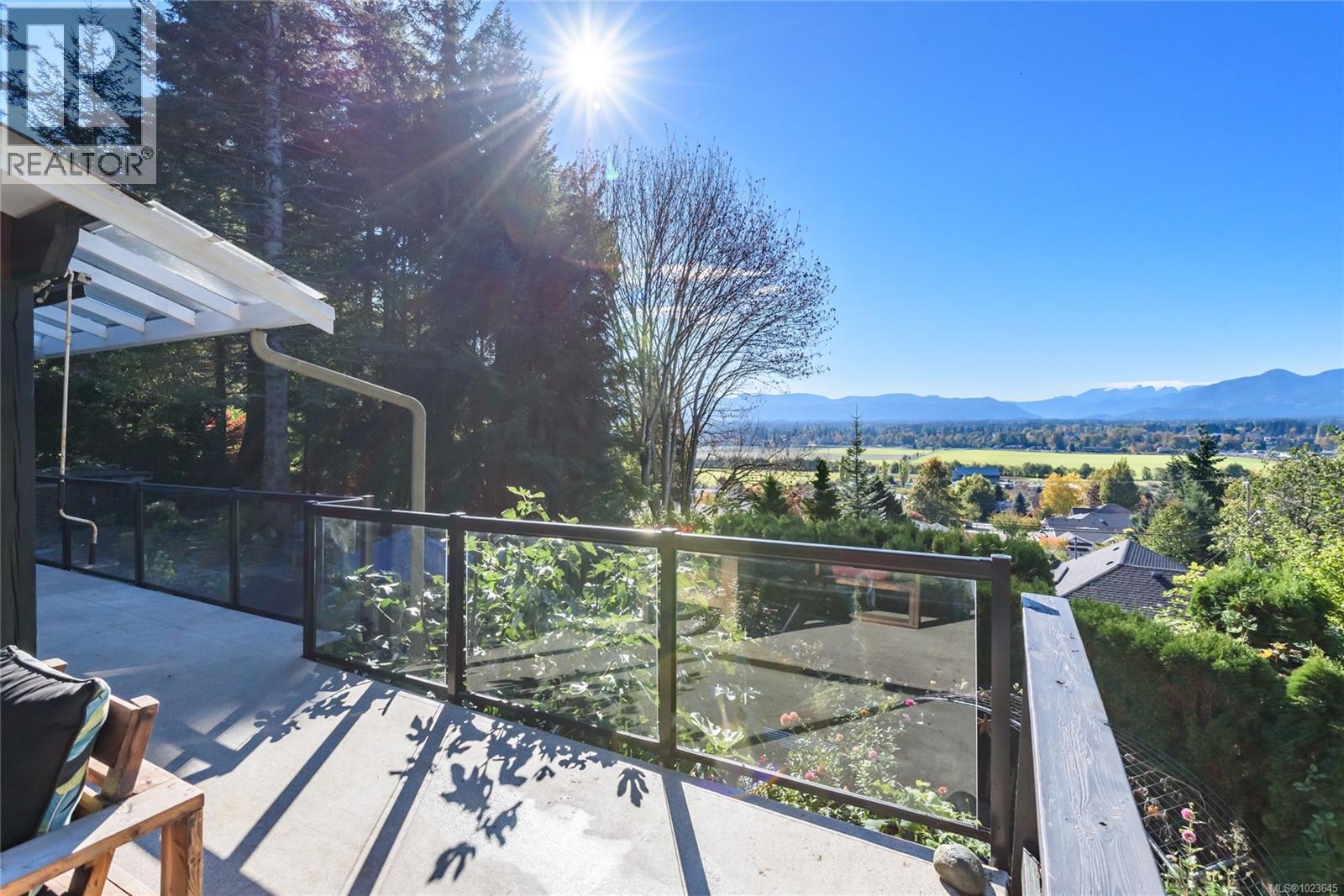 1165 Glen Urquhart Dr, Courtenay