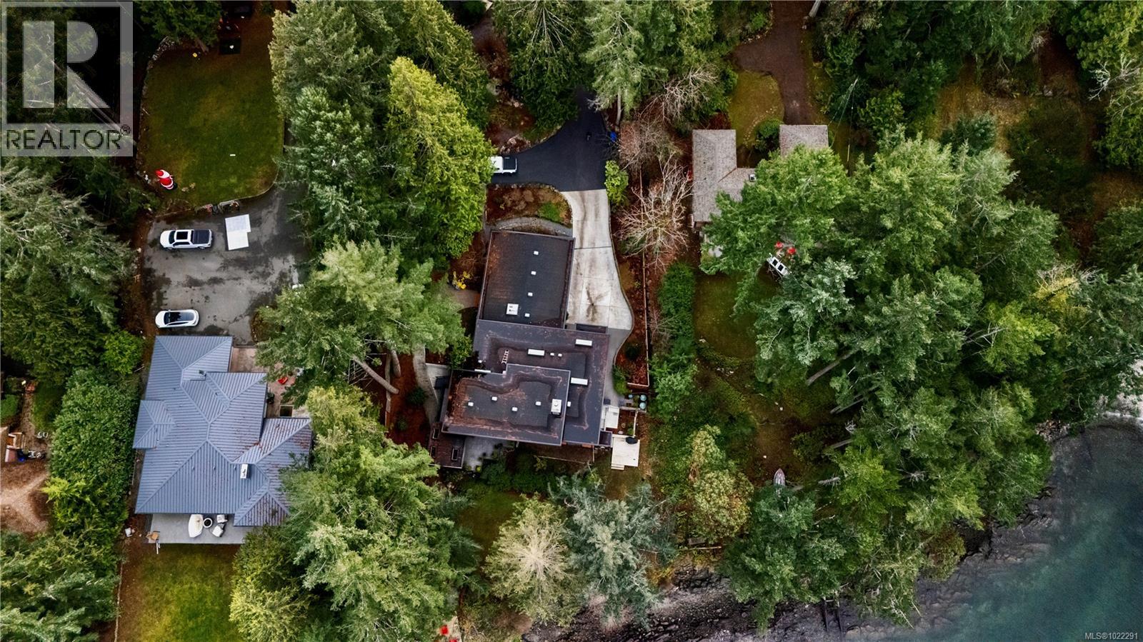 2250 Dolphin Rd, North Saanich