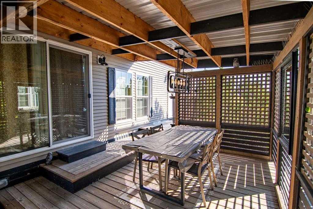 25054 South Pine Lake Road, Rural Red Deer County