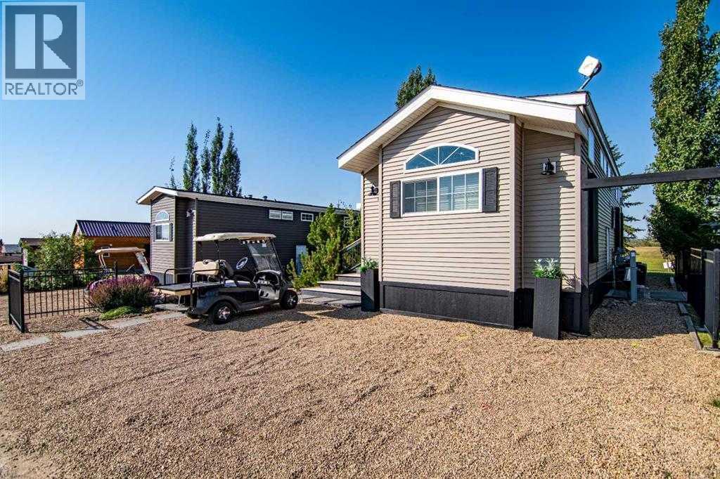 25054 South Pine Lake Road, Rural Red Deer County