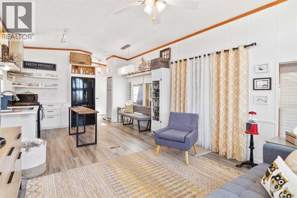 25054 South Pine Lake Road, Rural Red Deer County