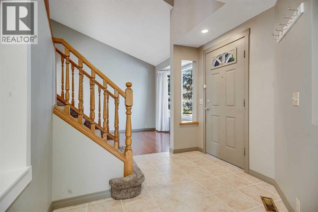 Single Family House for Sale in  Wood Valley Drive SW Woodbine Calgary 