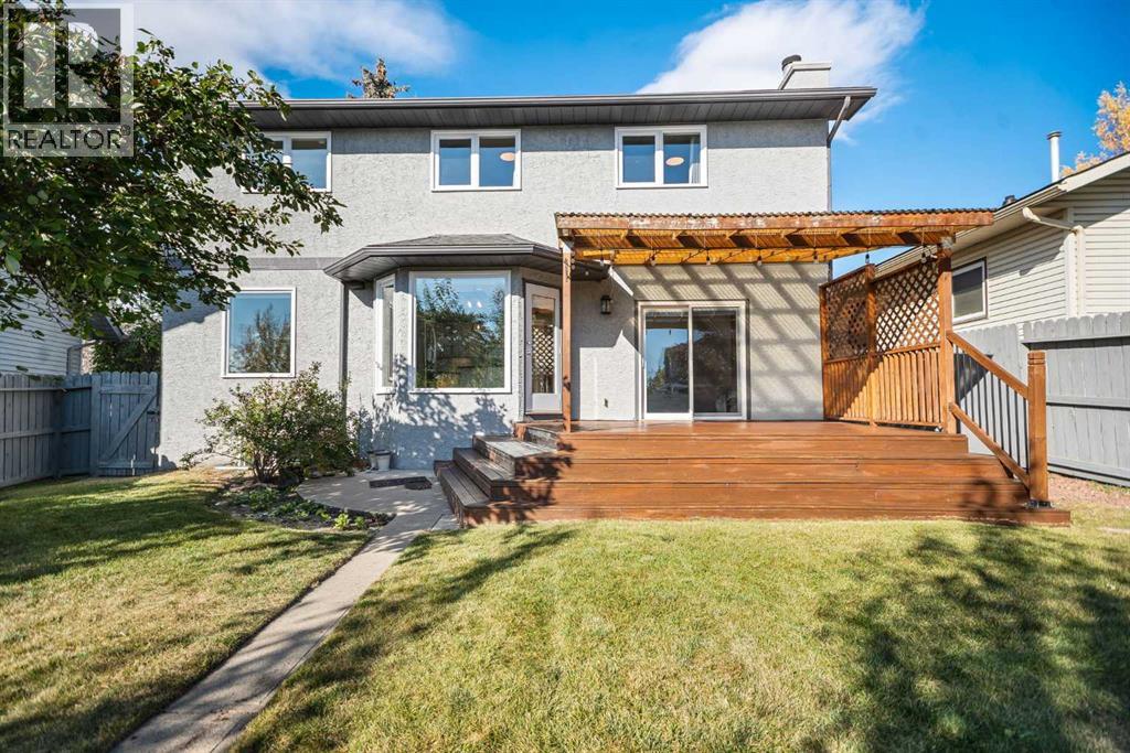 Single Family House for Sale in  Wood Valley Drive SW Woodbine Calgary 