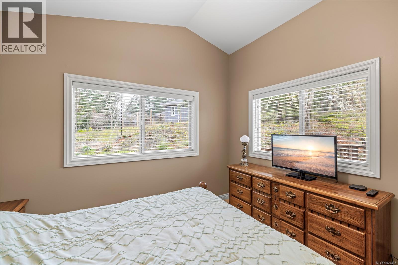 3380 Redden Rd, Nanoose Bay