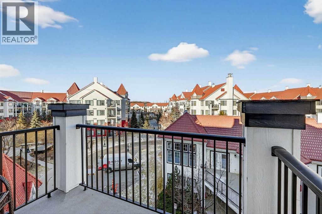 Single Family House for Sale in   Royal Oak Plaza NW Royal Oak Calgary 