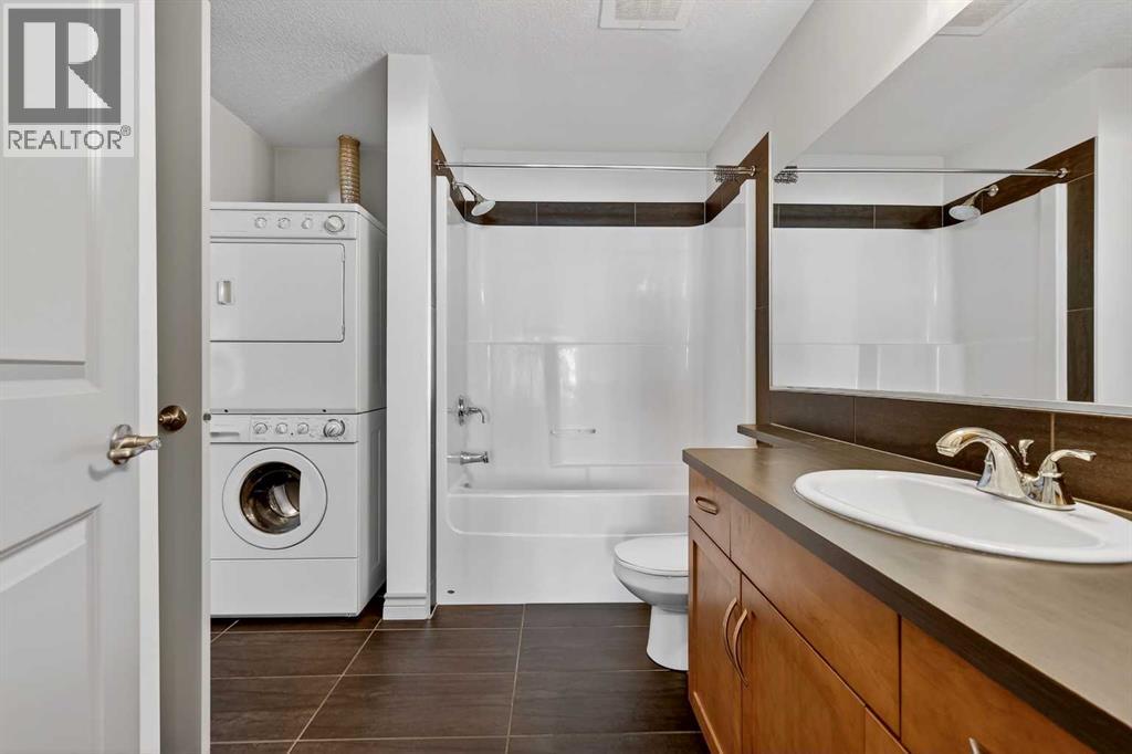 Single Family House for Sale in   Royal Oak Plaza NW Royal Oak Calgary 