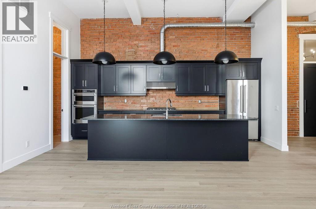 #301 247 BROCK STREET - 7