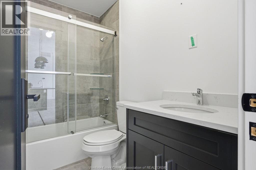 #301 247 BROCK STREET - 21