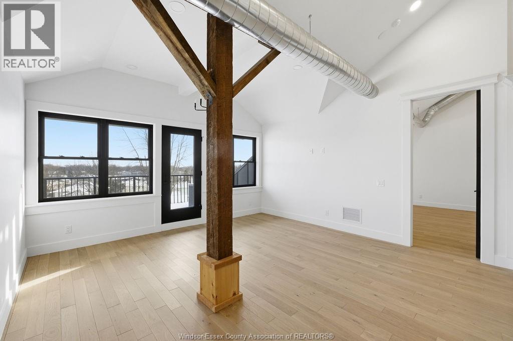 #403 247 BROCK STREET - 2