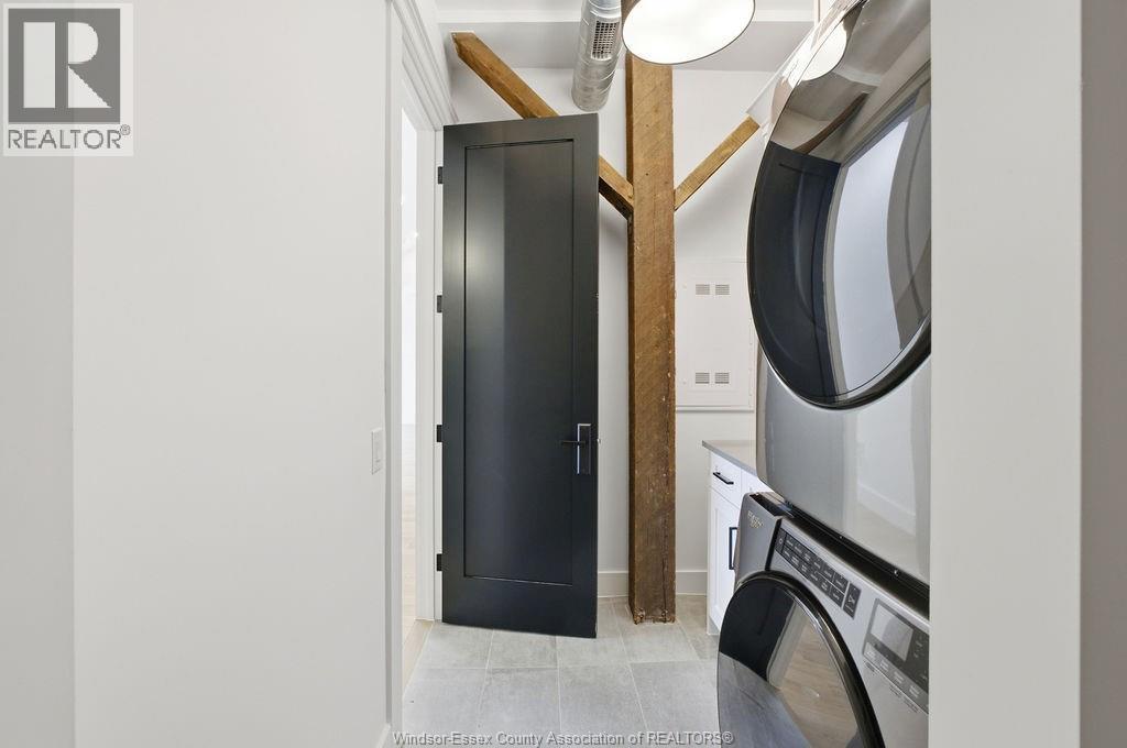 #403 247 BROCK STREET - 23