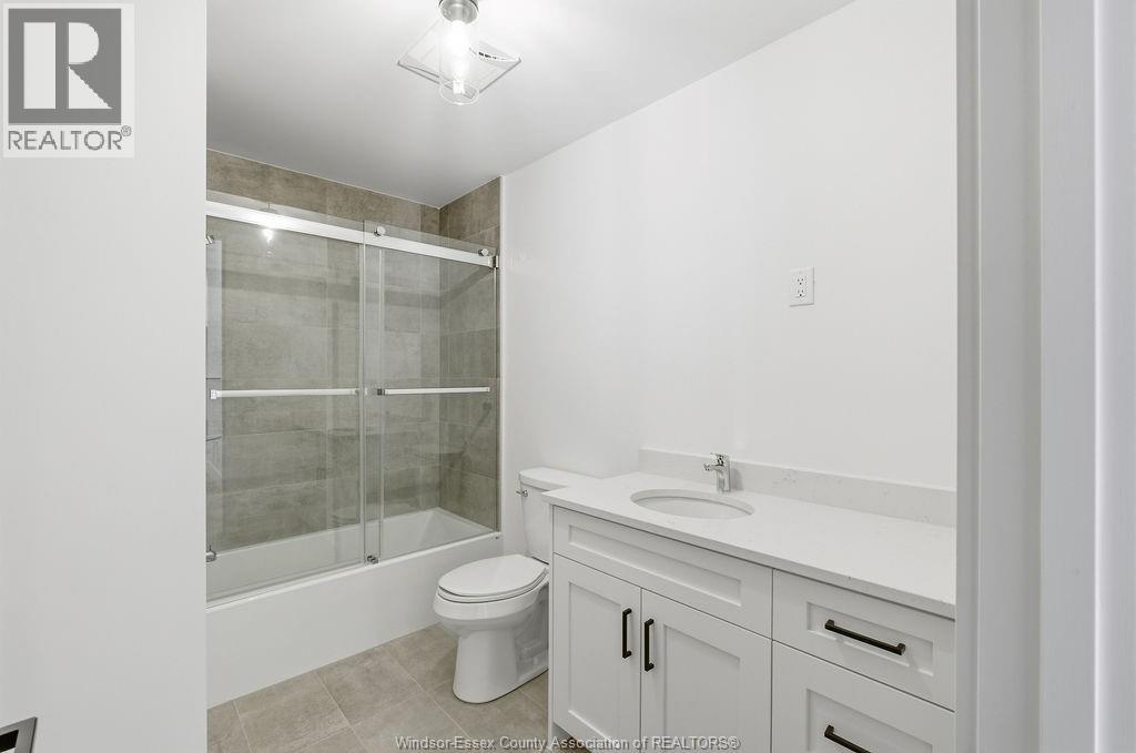 #403 247 BROCK STREET - 24