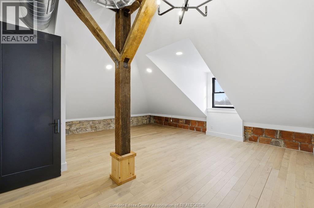 #403 247 BROCK STREET - 19