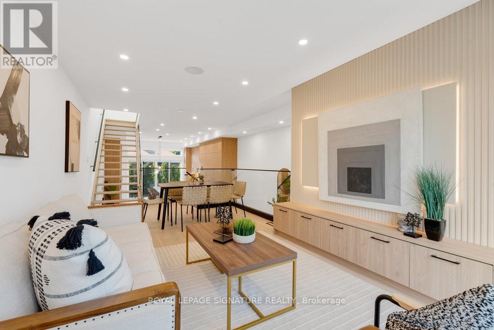 74B FLOYD AVENUE - Photo 5 of 44, Toronto (Broadview North), Ontario