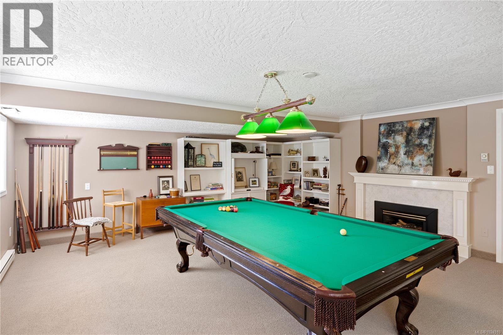  3331 Woodburn Avenue, Oak Bay