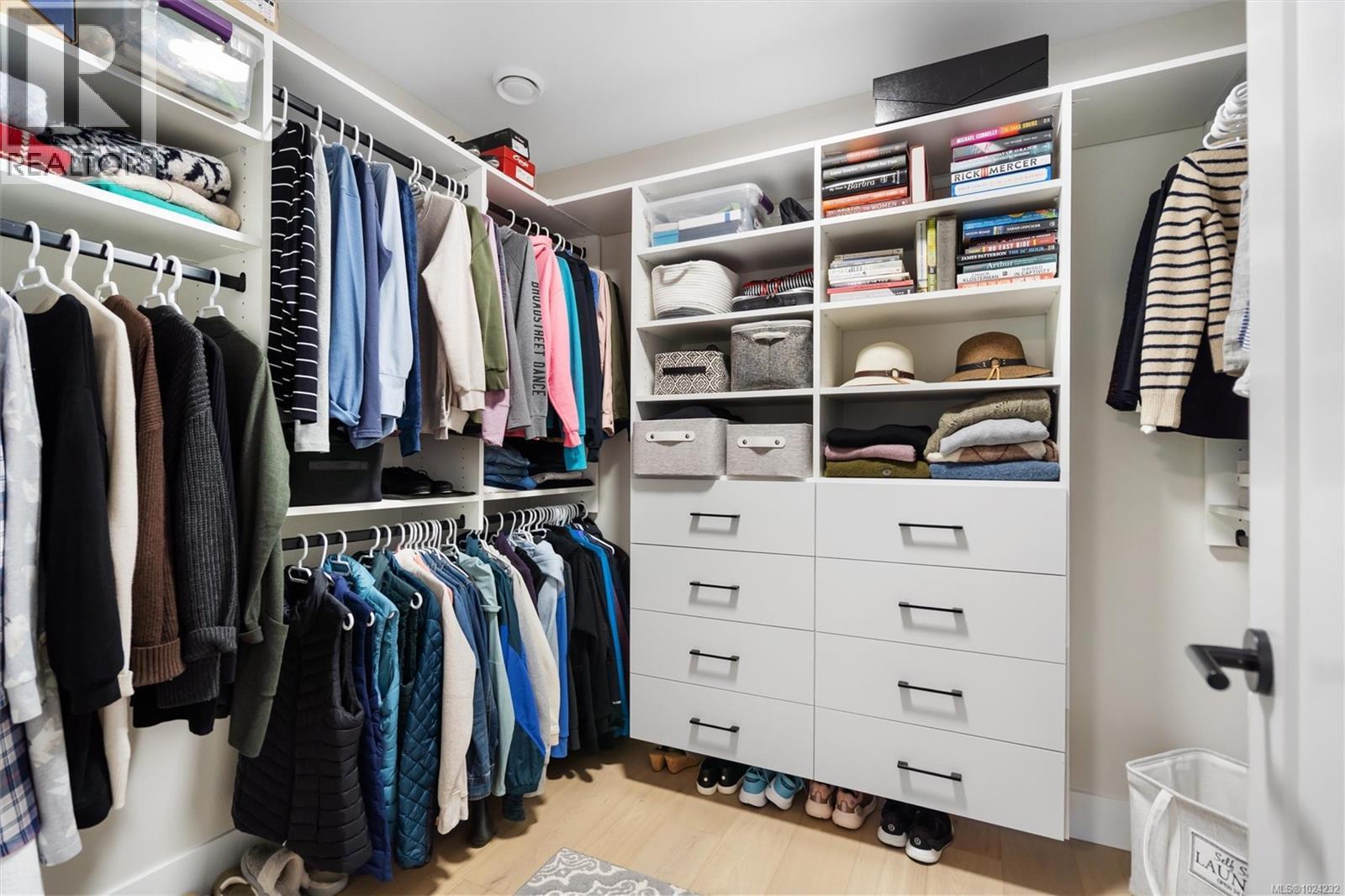 18 3921 Olympian Way, Colwood