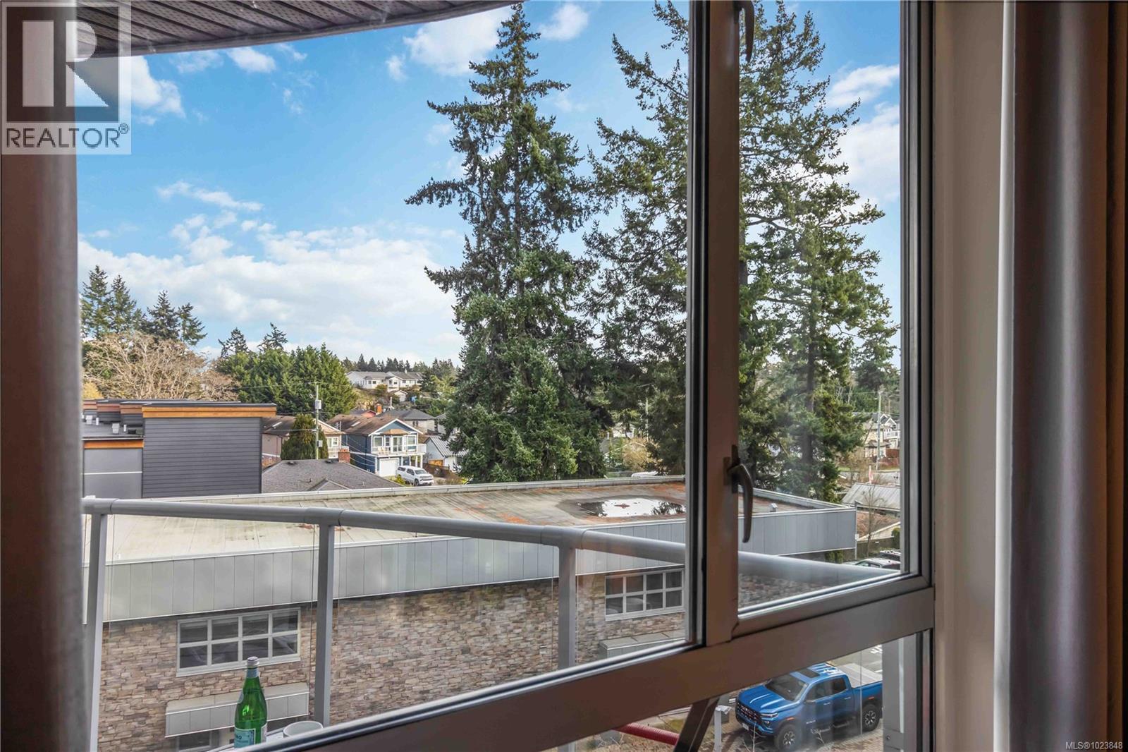 407 2745 Veterans Memorial Pkwy, Langford