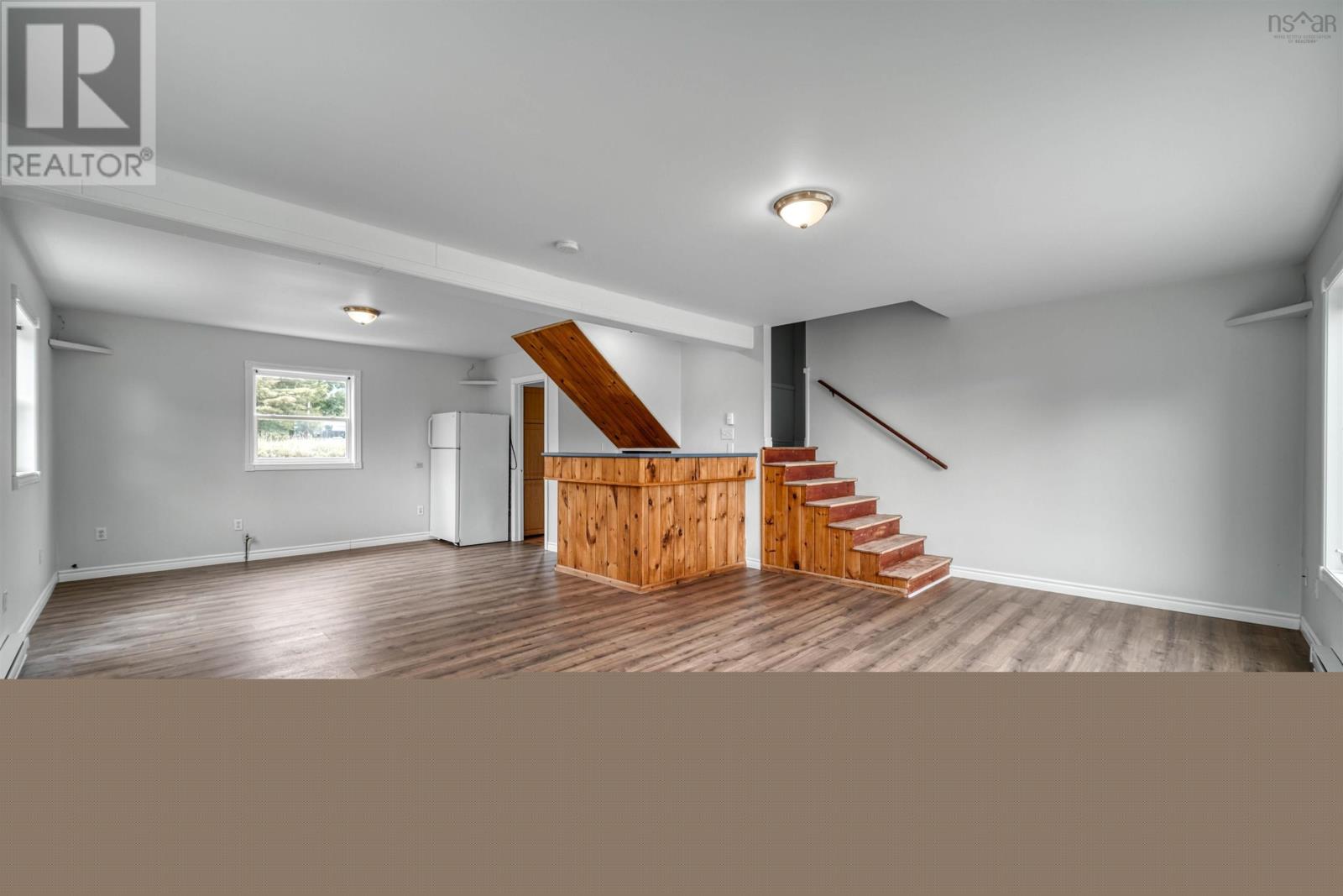 Property 35 of 50 of 2447 Highway 376