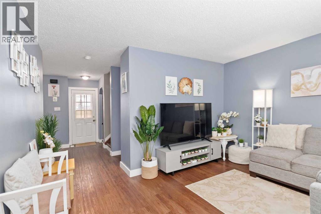 109 Ross Street, Fort McMurray