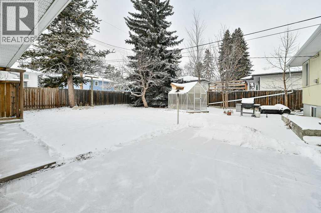 Single Family House Bungalow for Sale in  Russell Road NE Renfrew Calgary 