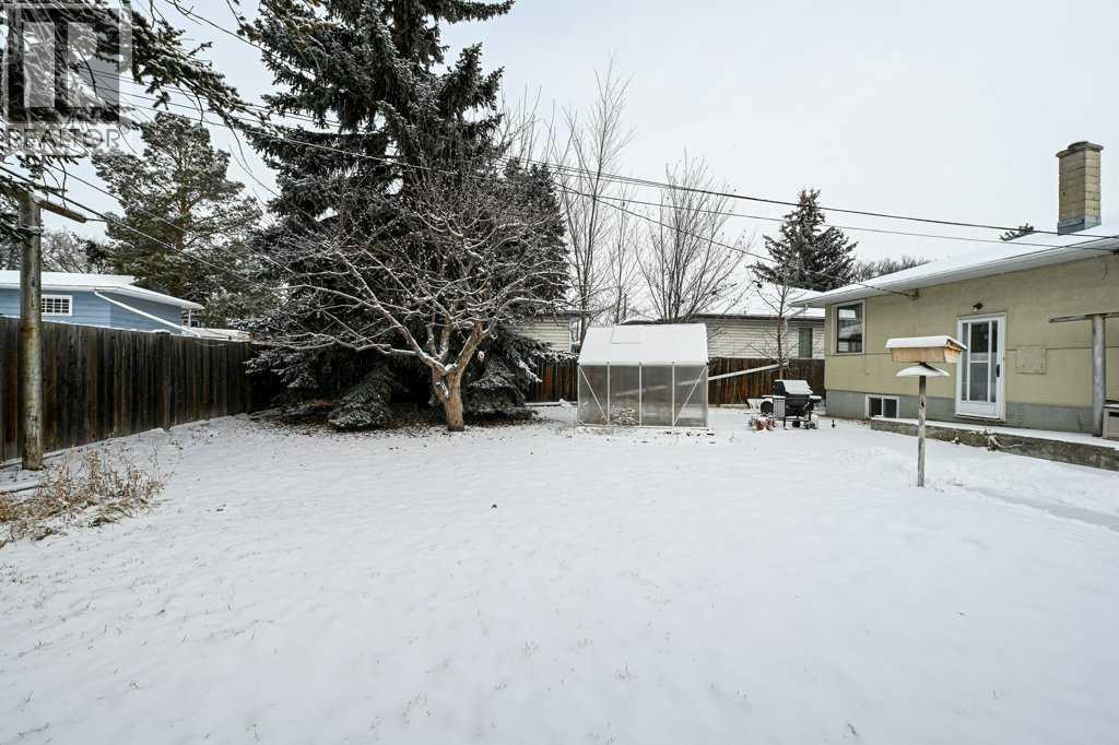 Single Family House Bungalow for Sale in  Russell Road NE Renfrew Calgary 