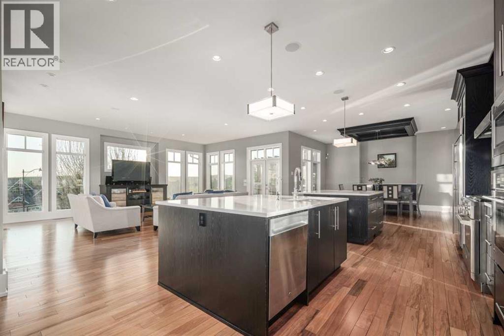 Single Family House for Sale in  Spring Valley Way SW Springbank Hill Calgary 